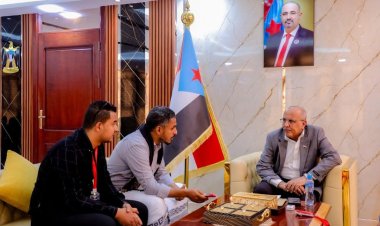 الكثيري يطّلع على أوضاع عمال مؤسسة موانئ البحر العربي