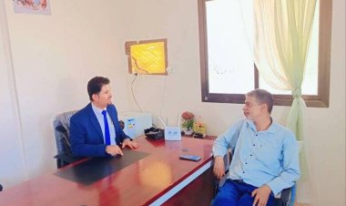 باعزب والعولقي يناقشان تنظيم ندوة علمية موسعة عن دور الإعلام في البناء والتنمية في أبين