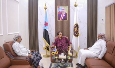 رئيس تنفيذية انتقالي المهرة يلتقي بعضو فريق الحوار الجنوبي عوض بلحاف لبحث آفاق التكاتف الوطني .