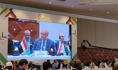 الجزائر.. الوزير باذيب يشارك في اجتماع المائدة المستديرة واجتماعات مجلس المحافظين لمجموعة البنك الاسلامي