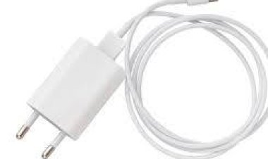 شاحن هاتف يتسبب في مقتل أسرة كاملة بالمغرب