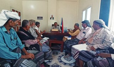 رئيس تنفيذية انتقالي أبين يلتقي قيادة الهيئة العسكرية للجيش والأمن الجنوبي بالمحافظة
