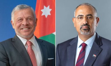 الرئيس الزُبيدي يهنئ الملك عبدالله الثاني بالعيد الـ79 للمملكة الأردنية الهاشمية