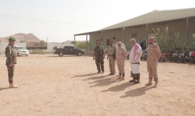 العميد ناصر الذيباني يتفقد دورة الاستجداد لأفراد المؤسسة الاقتصادية بساحل حضرموت