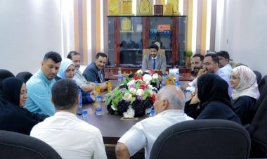 نائب وزير النقل يتفقد سير العمل في الهيئة العامة لتنظيم شؤون النقل البري بعدن ويعقد اجتماعا بقيادته