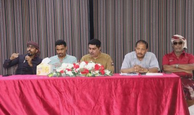 العميد المحمدي يؤكد تعزيز استقرار حضرموت ورفض الفوضى في لقاء موسع مع مراكز الانتقالي بالمكلا