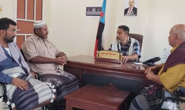 رئيس تنفيذية انتقالي أبين يلتقي قيادة جبهة ثرة ويشيد بالصمود البطولي للمقاتلين