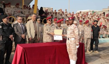 المنطقة العسكرية الثانية تهنئ خريجي الدفعة الثالثة الجامعيين من الكلية الحربية بعدن