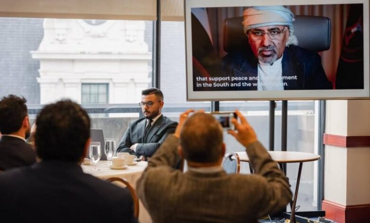 الرئيس الزُبيدي يدشّن بعثة المجلس الانتقالي الجنوبي في الولايات المتحدة الأمريكية