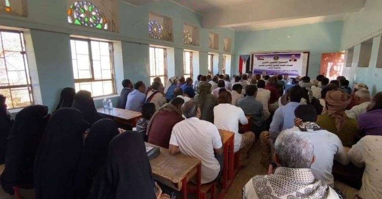 القيادة المحلية لانتقالي جحاف تعقد اجتماعها الموسع للفصل الأول من العام الجاري