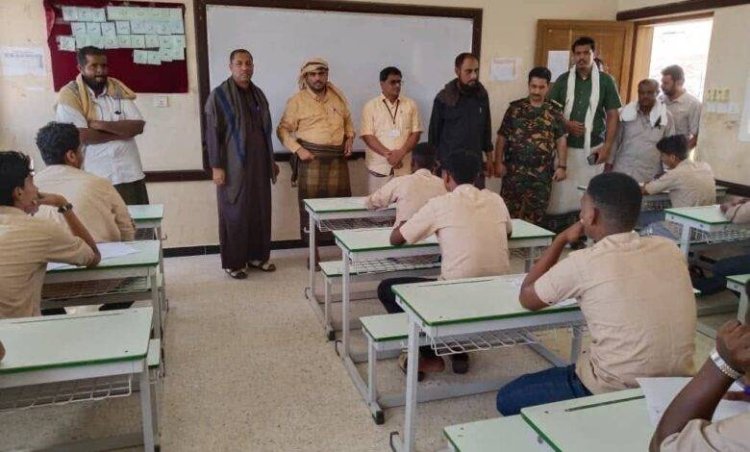 مدير عام المسيلة يُدشّن الامتحانات النهائية لشهادة الثانوية العامة للعام الدراسي 2024-2025