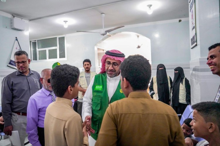 بدعم من مركز الملك سلمان.. خدمات طبية متواصلة لرعاية الأيتام في محافظة حضرموت