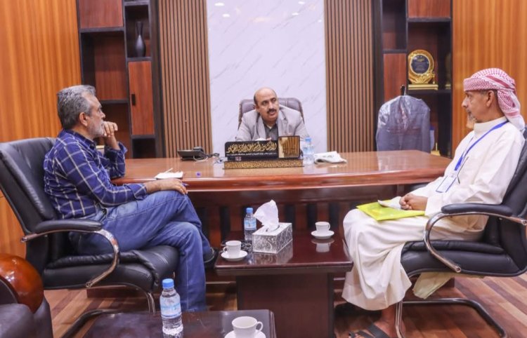 المدير باعباد يطلع على سير برنامج الوفد الإشرافي الوزاري على اختبارات إنهاء شهادة الثانوية على مستوى مديريات ساحل حضرموت