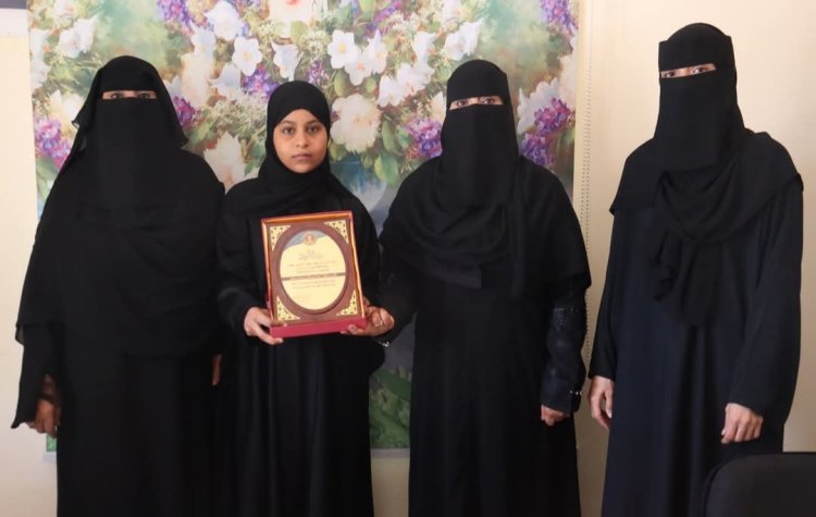 انتقالي حضرموت يكرم الطفلة آية عادل بن عبادي لمشاركتها في فعالية حضرموت أولًا المليونية بالمكلا