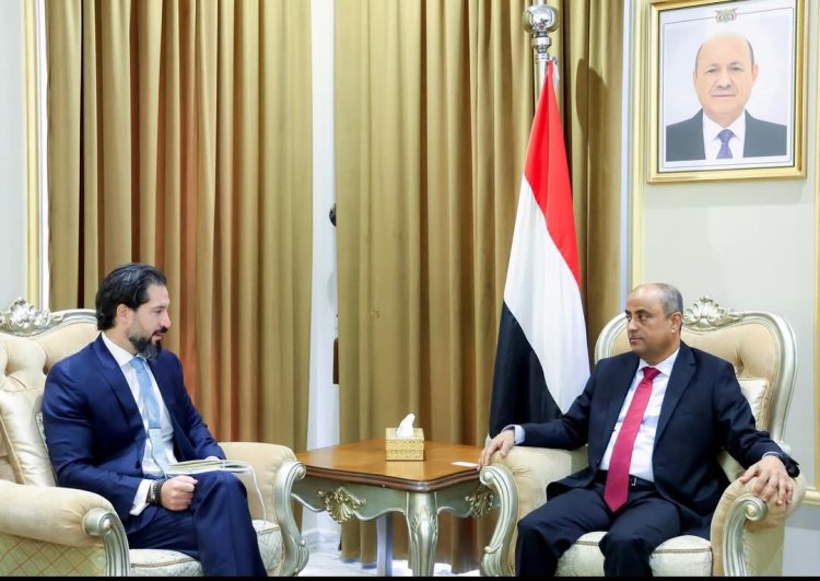 رئيس مجلس الوزراء يستقبل القائم بأعمال سفير الولايات المتحدة الامريكية