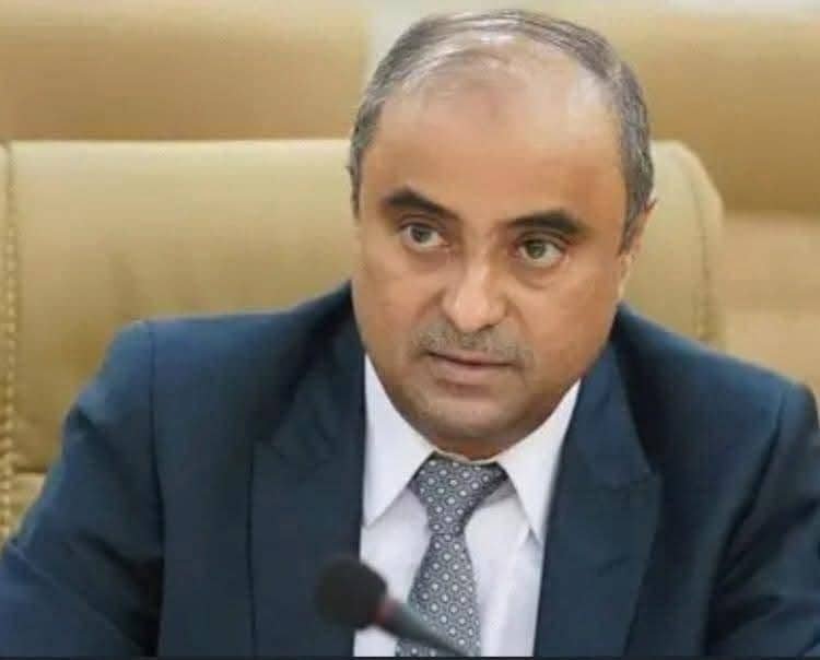 عاجل: رئيس الوزراء يوجه بتزويد كهرباء عدن بكميات إسعافية من الوقود