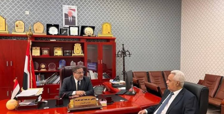 وزير العدل يترأس الاجتماع الدوري بحضور نائبه الجديد وقيادات الوزارة