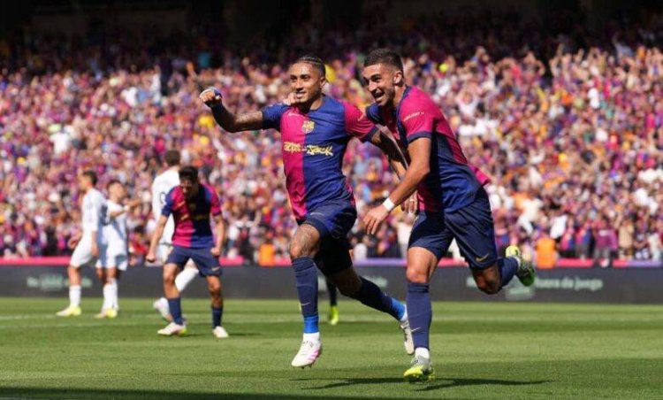 برشلونة يلامس لقب الليجا بفوز درامي على ريال مدريد