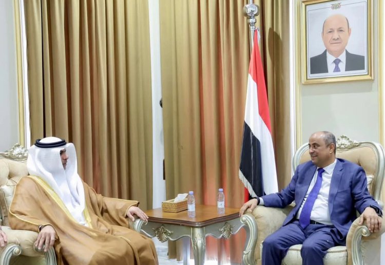رئيس الوزراء يستقبل السفير الإماراتي لدى اليمن