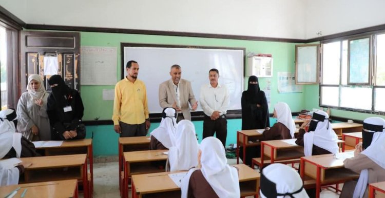 لجنة التعليم العام بالجمعية الوطنية تطّلع على سير الامتحانات النهائية للثانوية العامة بالشيخ عثمان