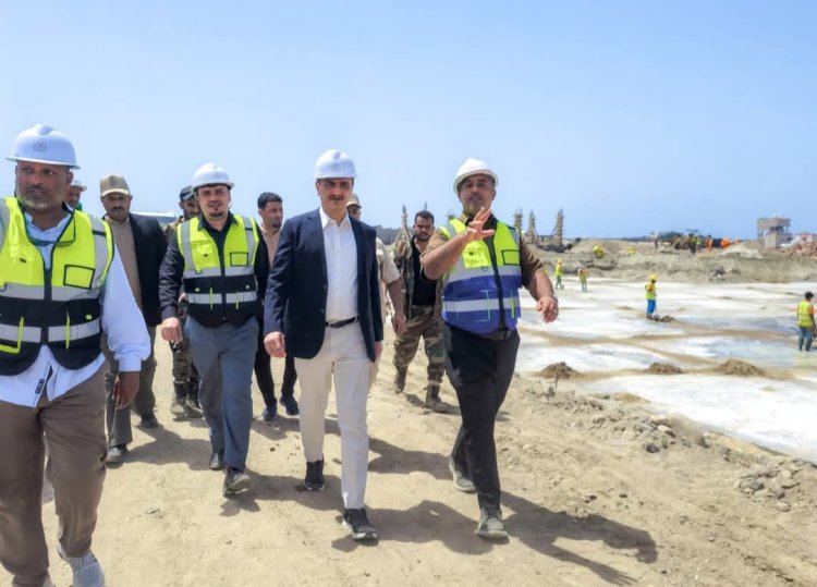 وزير الدولة محافظ عدن يطّلع على سير العمل في مشروع المستشفى الحديث