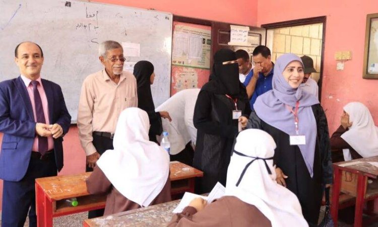 نزول وفد مشترك من المحافظة ومكتب التربية في العاصمة عدن لمتابعة سير امتحانات الثانوية العامة بمديرية دار سعد