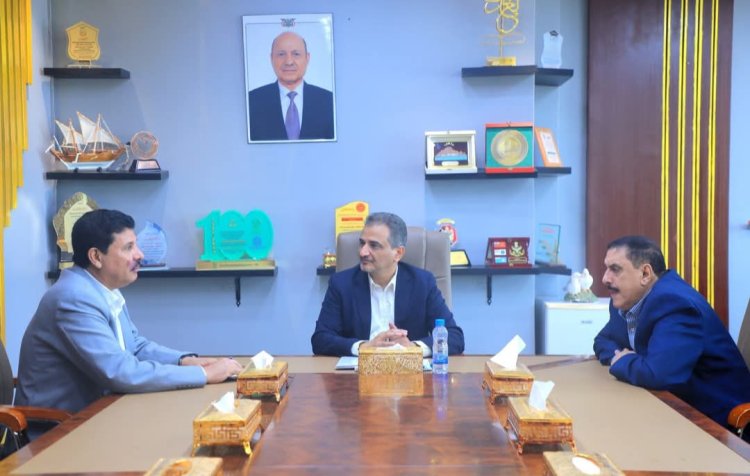 وزير الدولة محافظ عدن يناقش مع رئيس اللجنة الوطنية للتحقيق ملفات حقوق الإنسان وأوضاع السجناء