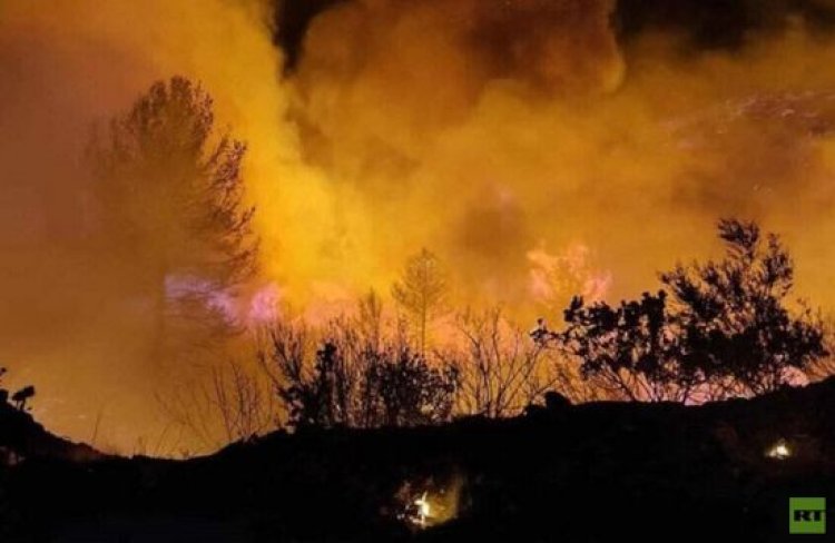 حرائق تلتهم الغابات وتقترب من المناطق السكانية بليبيا