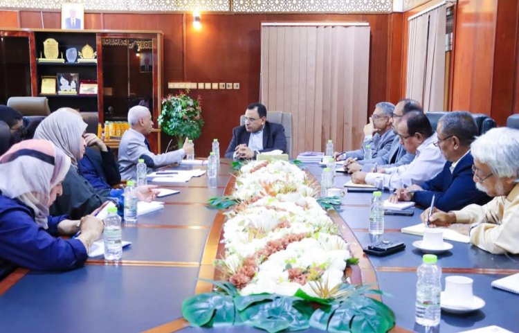 الوزير السقطري يبحث مع البنك الدولي إطلاق مشاريع في القطاعين الزراعي والسمكي