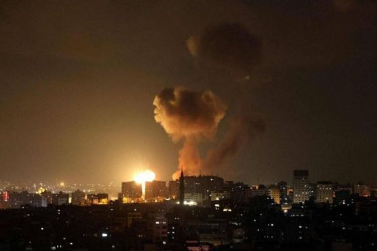 طيران الاحتلال يشن سلسلة غارات على شرق غزة