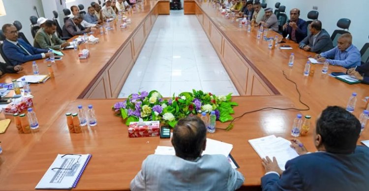 المكتب التنفيذي يعقد دورته الاعتيادية ويقف أمام جملة من التقارير ويتخذ قرارات وتوصيات هامة.