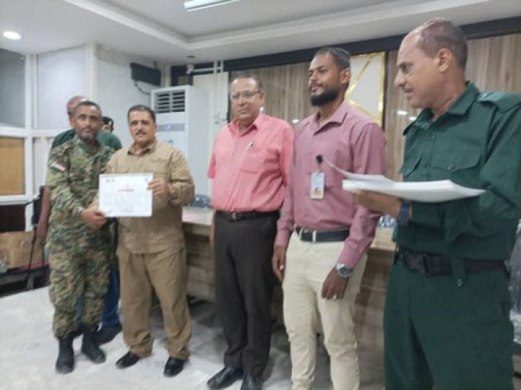 اختتام دورة بالعلوم القانونية لأفراد شرطة العاصمة عدن