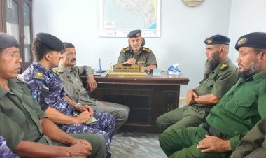 مدير أمن غيل باوزير يبحث مع رؤساء الأقسام آليات تنفيذ الخطة الأمنية الخاصة بعيد الأضحى