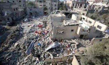 الدفاع المدني يعلن مقتل 12 فلسطينيًا في غارة إسرائيلية