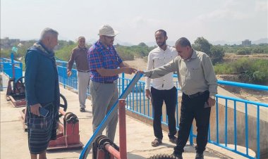 لجنة من وزارة الزراعة والري تتسلَّم أعمال صيانة وتأهيل سد باتيس أبين من الجهات المنفذة