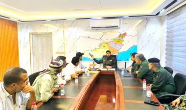 مدير أمن لحج يعقد اجتماعًا مع لجنة مكافحة تهريب المشتقات ويقر خطوات حازمة ضد المحطات المخالفة