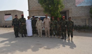 رئيس شعبة النقل  بالمنطقة العسكرية الثانية و قائد معسكر القيادة يقومان بزيارة  الكتيبة الخاصة لتقديم التهاني بعيد الأضحى المبارك