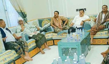 الأمين العام لمجلس حضرموت يحضر الزواج الجماعي بمديرية الريدة وقصيعر ويتبادل التهاني بعيد الأضحى.