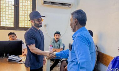 مدير عام مديرية صيرة يشيد بالانضباط الوظيفي في المكاتب التنفيذية