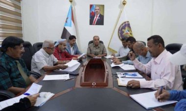 الهيئة المجتمعية تناقش الأوضاع الصحية وتدعو إلى تكثيف الجهود لمواجهة الحميات الفيروسية