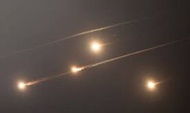 إسرائيل تعلن تنفيذ ضربات ضد أهداف عسكرية بإيران