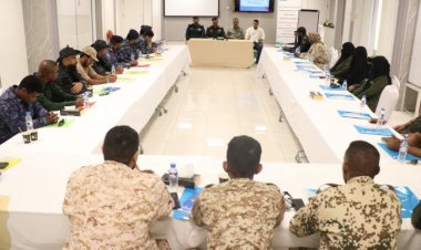 مكافحة المخدرات بساحل حضرموت تدشن الدورة التدريبية حول إجراءات الضبط والتحقيق لمنتسبيها.