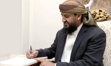 المحرمي يوجه بالتحقيق مع مدير شرطة دارسعد والأفراد المتورطين في اقتحام مسجد بالمنصورة واعتقال إمامه