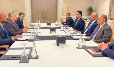 الرئيس الزُبيدي يبحث مع سفير جمهورية الهند آفاق التعاون المشترك في الجوانب الأمنية والخدمية