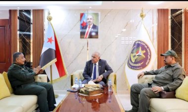 الكثيري يطّلع على سير العمل في مصلحة الأحوال المدنية والسجل المدني