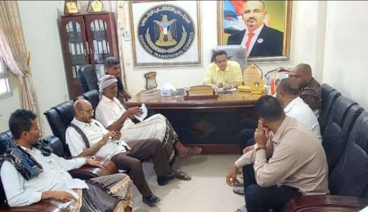 رئيس تنفيذية انتقالي لحج يبحث مع مدير إدارة الصحة في تبن آليات مواجهة الأوبئة بالمديرية