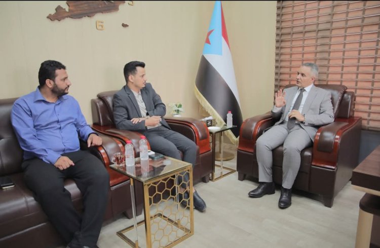 الهيئة الوطنية للإعلام الجنوبي تُقر تشكيل اللجنة الإعلامية لمهرجان يافع التراثي وتعتمد الشعار الرسمي.