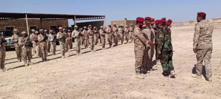 العميد عبدالله المرشدي يزور لواء حضرموت ويشيد بجاهزية منتسبيه في عيد الأضحى