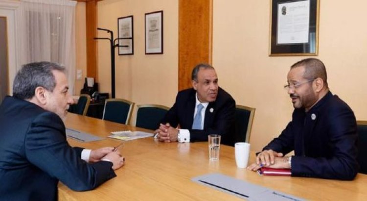 وزﯾﺮ اﻟﺨﺎرﺟﯿﺔ المصري ﯾﻌﻘﺪ اﺟﺘﻤﺎﻋﺎً ﺛﻼﺛﯿﺎً مع نظيريه العماني والإيراني