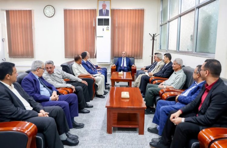 رئيس الوزراء يشدد على المسؤولية المضاعفة لوزارة المالية في الظروف الراهنة